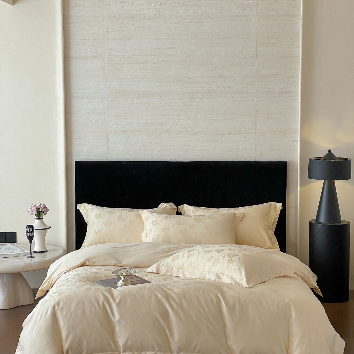 91家纺网 家纺一手货源 找家纺 栩裕纺织 2025新款长绒棉提花最新款单品四件套 郁金香-浅香槟