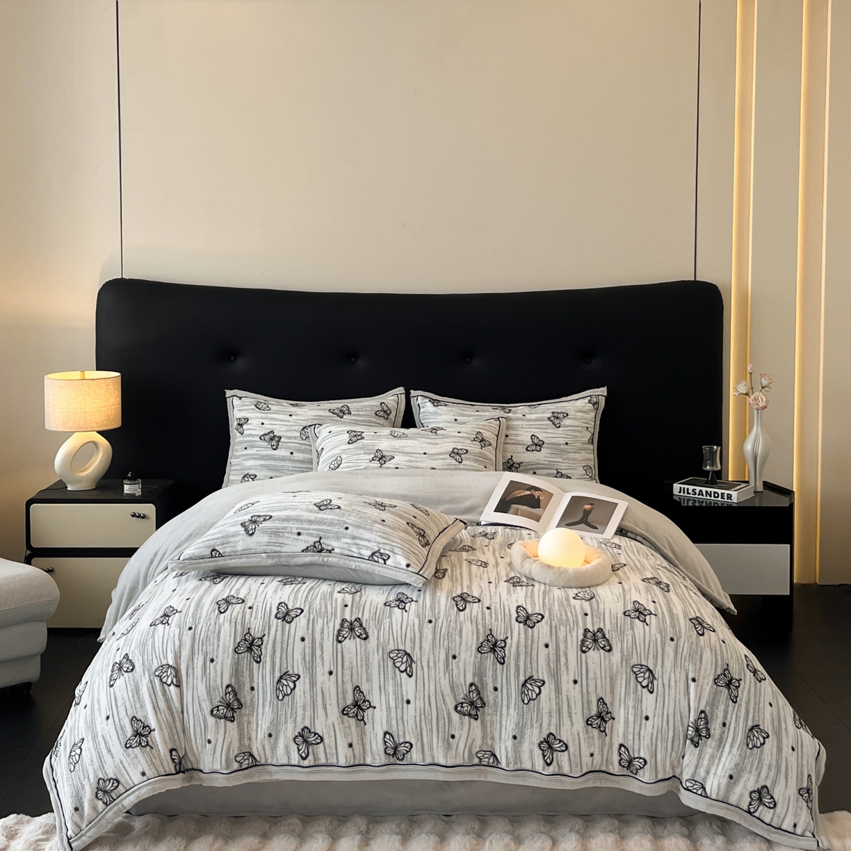 91家纺网 家纺一手货源 找家纺 金麦家纺 2025新款雕花牛奶绒工艺蝴蝶款四件套 蝴蝶-灰