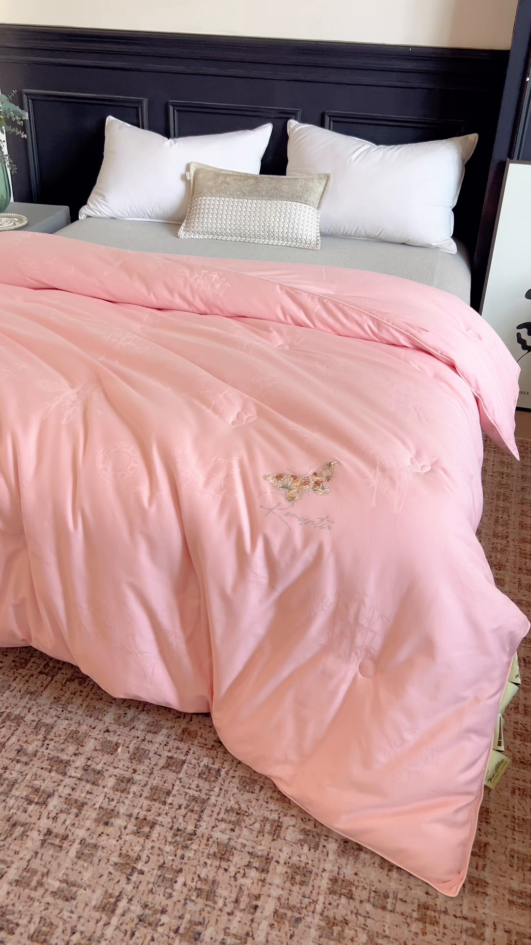 91家纺网 家纺一手货源 找家纺 薇玛仕 2025新款100支全棉纯棉大提花桑蚕丝被四季黄金蚕丝被子母被被子被芯蝶舞（特殊重量可以定做，联系客服。定制款不退不换） 蝶舞-粉玉