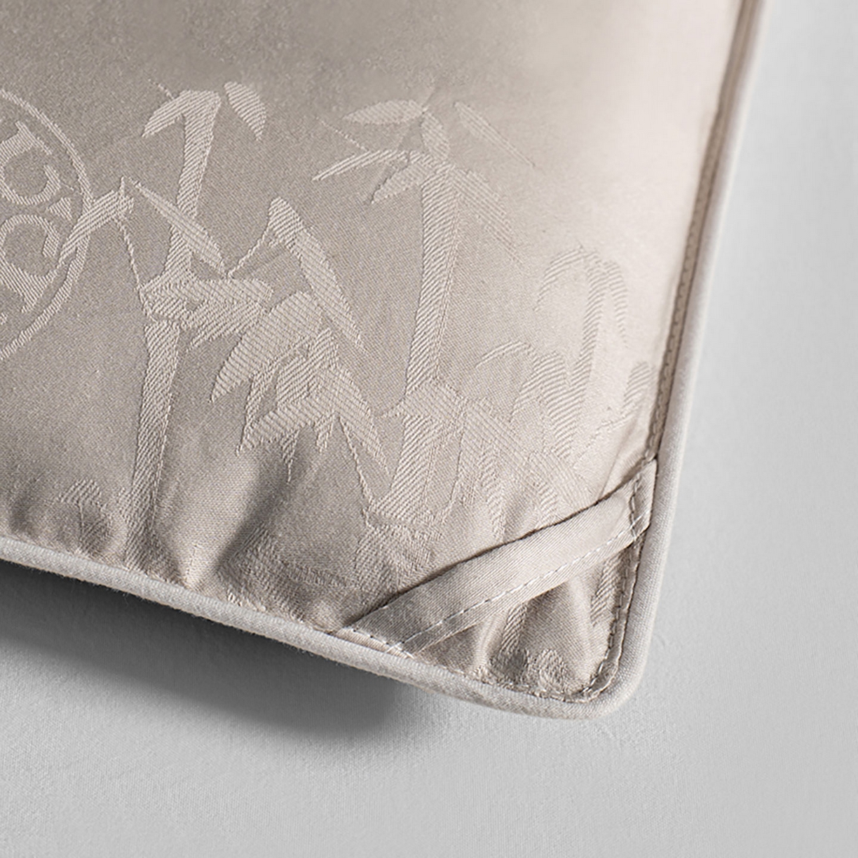 91家纺网 家纺一手货源 找家纺 薇玛仕 2025新款100支全棉纯棉大提花桑蚕丝被四季黄金蚕丝被子母被被子被芯蝶舞（特殊重量可以定做，联系客服。定制款不退不换） 蝶舞-雅灰