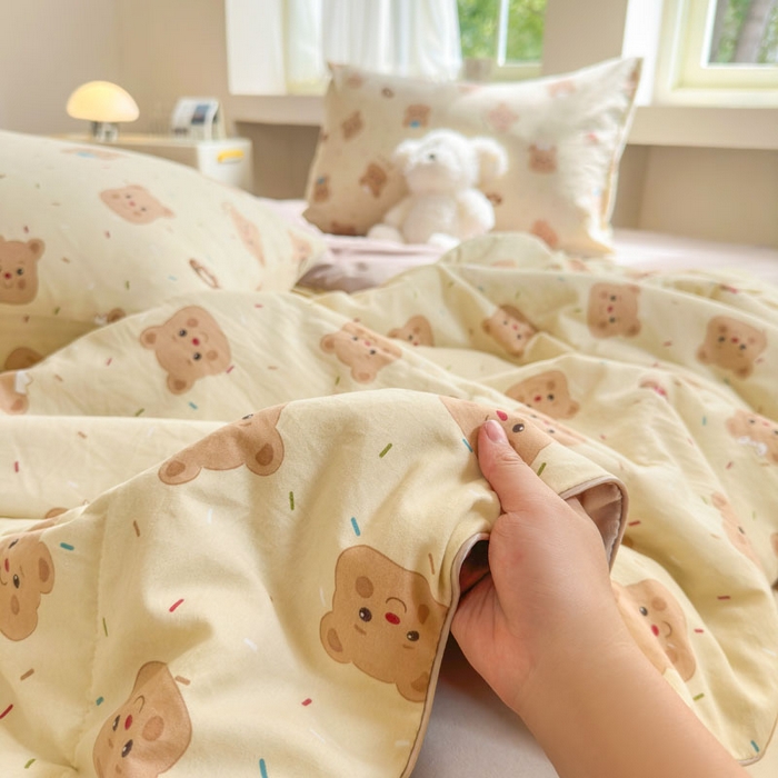 91家纺网 家纺一手货源 找家纺 （总）梵克保罗 2025新款水洗糯糯棉卡通印花滚绳包边夏被