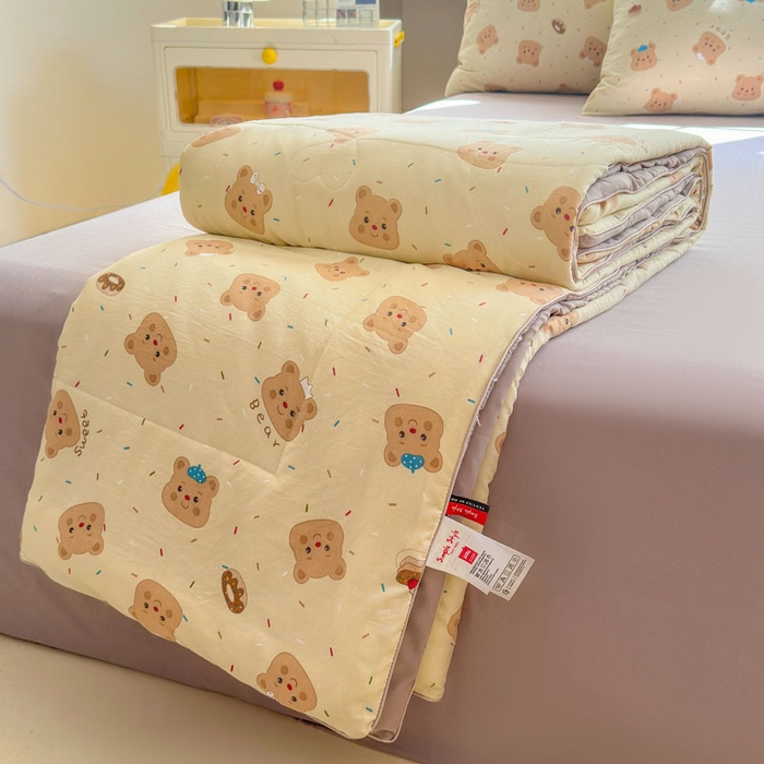 91家纺网 家纺一手货源 找家纺 （总）梵克保罗 2025新款水洗糯糯棉卡通印花滚绳包边夏被