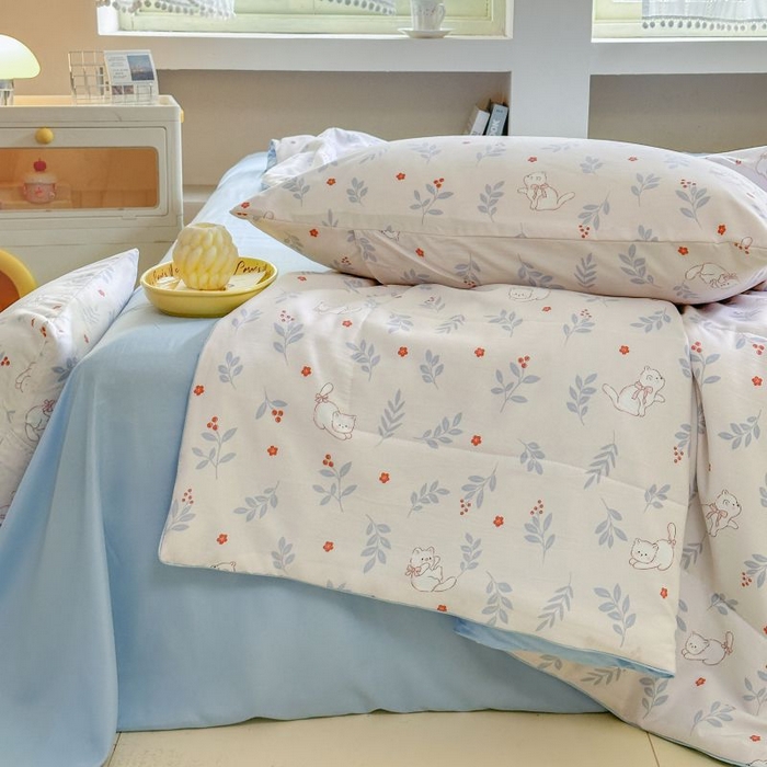 91家纺网 家纺一手货源 找家纺 梵克保罗 2025新款水洗糯糯棉卡通印花滚绳包边夏被 喵语