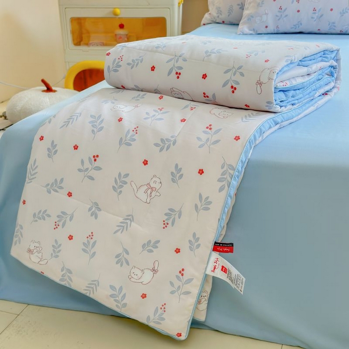 91家纺网 家纺一手货源 找家纺 梵克保罗 2025新款水洗糯糯棉卡通印花滚绳包边夏被 喵语