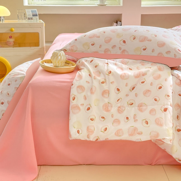 91家纺网 家纺一手货源 找家纺 梵克保罗 2025新款水洗糯糯棉卡通印花滚绳包边夏被 水蜜桃