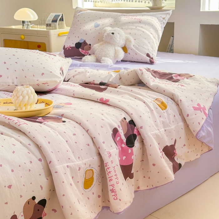 91家纺网 家纺一手货源 找家纺 梵克保罗 2025新款水洗糯糯棉卡通印花滚绳包边夏被 彩彩狗