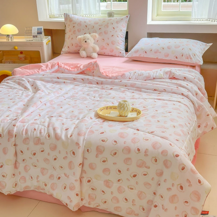 91家纺网 家纺一手货源 找家纺 梵克保罗 2025新款水洗糯糯棉卡通印花滚绳包边夏被 水蜜桃