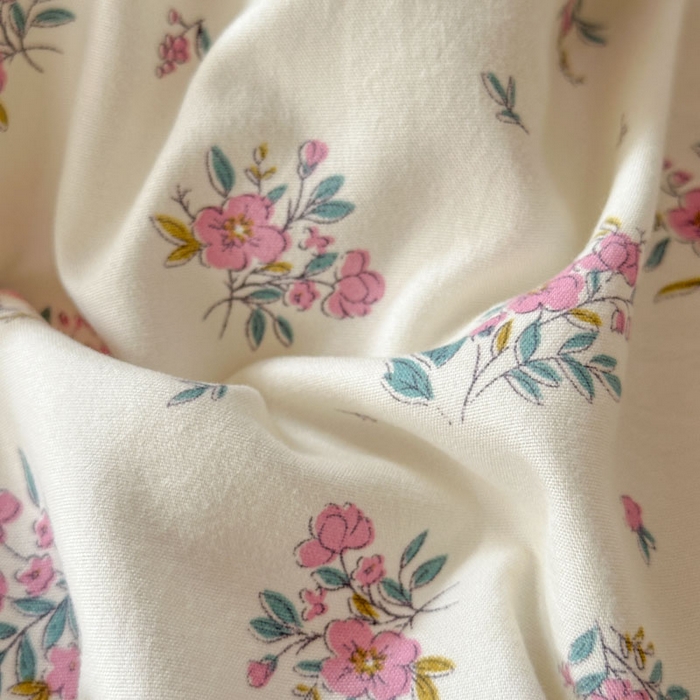 91家纺网 家纺一手货源 找家纺 梵克保罗 2025新款水洗糯糯棉卡通印花滚绳包边夏被 半秋风铃