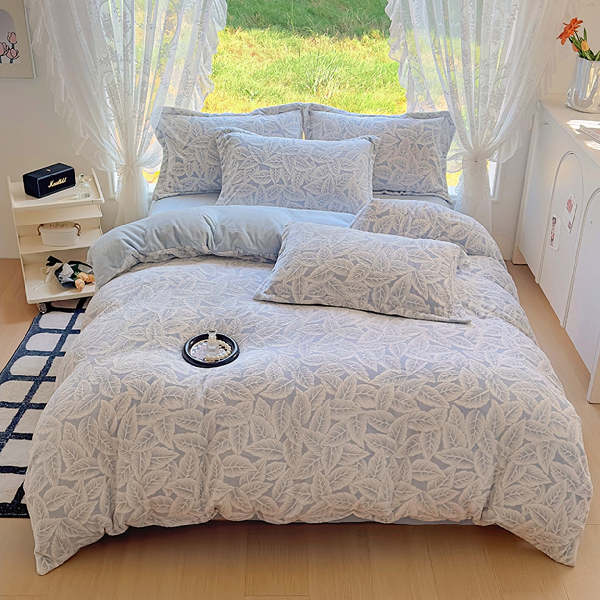 91家纺网 家纺一手货源 找家纺 昊川家纺 2025新款短毛绒牛奶绒立体雕花四件套 叶之恋-蓝