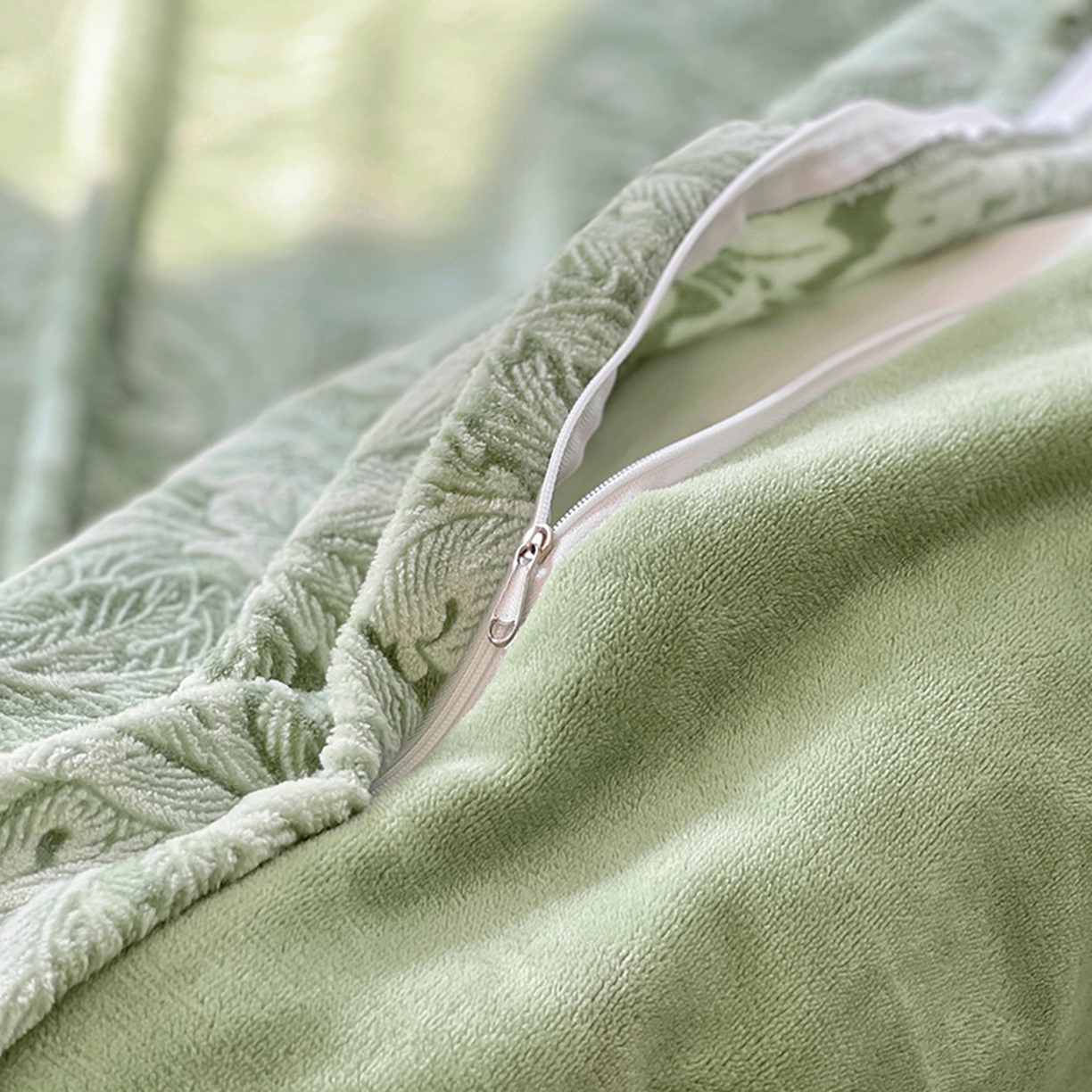 91家纺网 家纺一手货源 找家纺 昊川家纺 2025新款短毛绒牛奶绒立体雕花四件套 花影绿