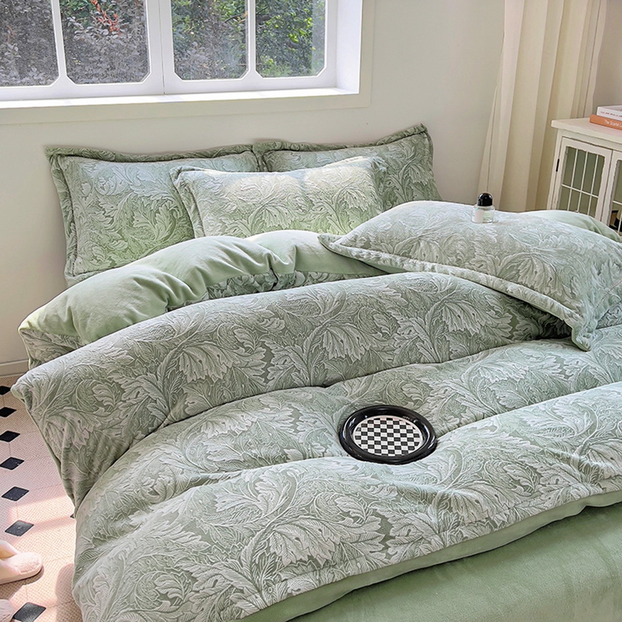 91家纺网 家纺一手货源 找家纺 昊川家纺 2025新款短毛绒牛奶绒立体雕花四件套 花影绿