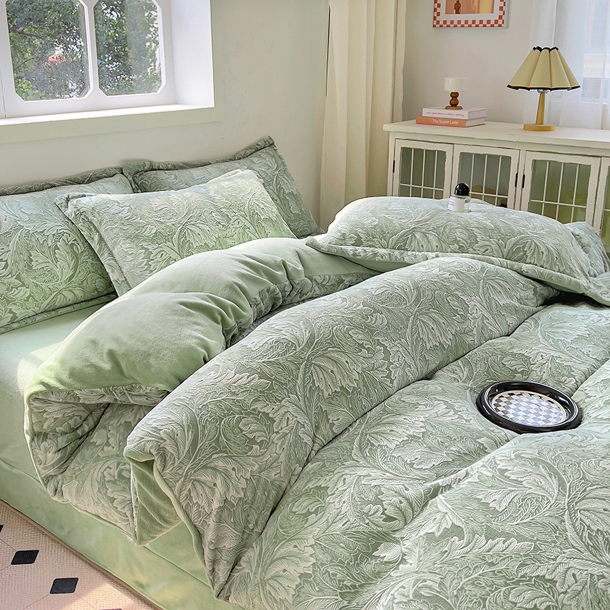 昊川家纺 2025新款短毛绒牛奶绒立体雕花四件套 花影绿