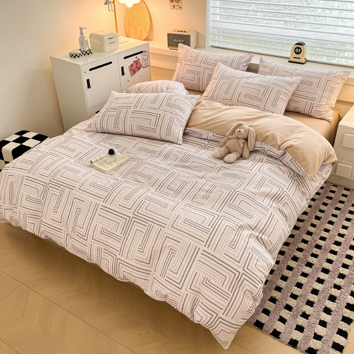 91家纺网 家纺一手货源 找家纺 瑞莱 2025新款纯棉磨毛印花四件套 迷宫