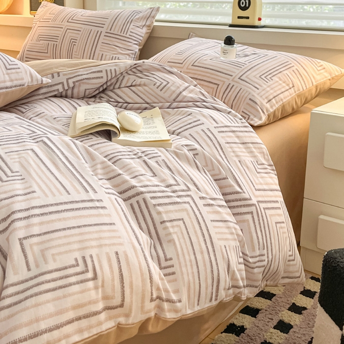 91家纺网 家纺一手货源 找家纺 瑞莱 2025新款纯棉磨毛印花四件套 迷宫