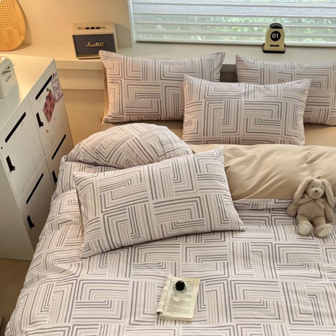 91家纺网 家纺一手货源 找家纺 瑞莱 2025新款纯棉磨毛印花四件套 迷宫