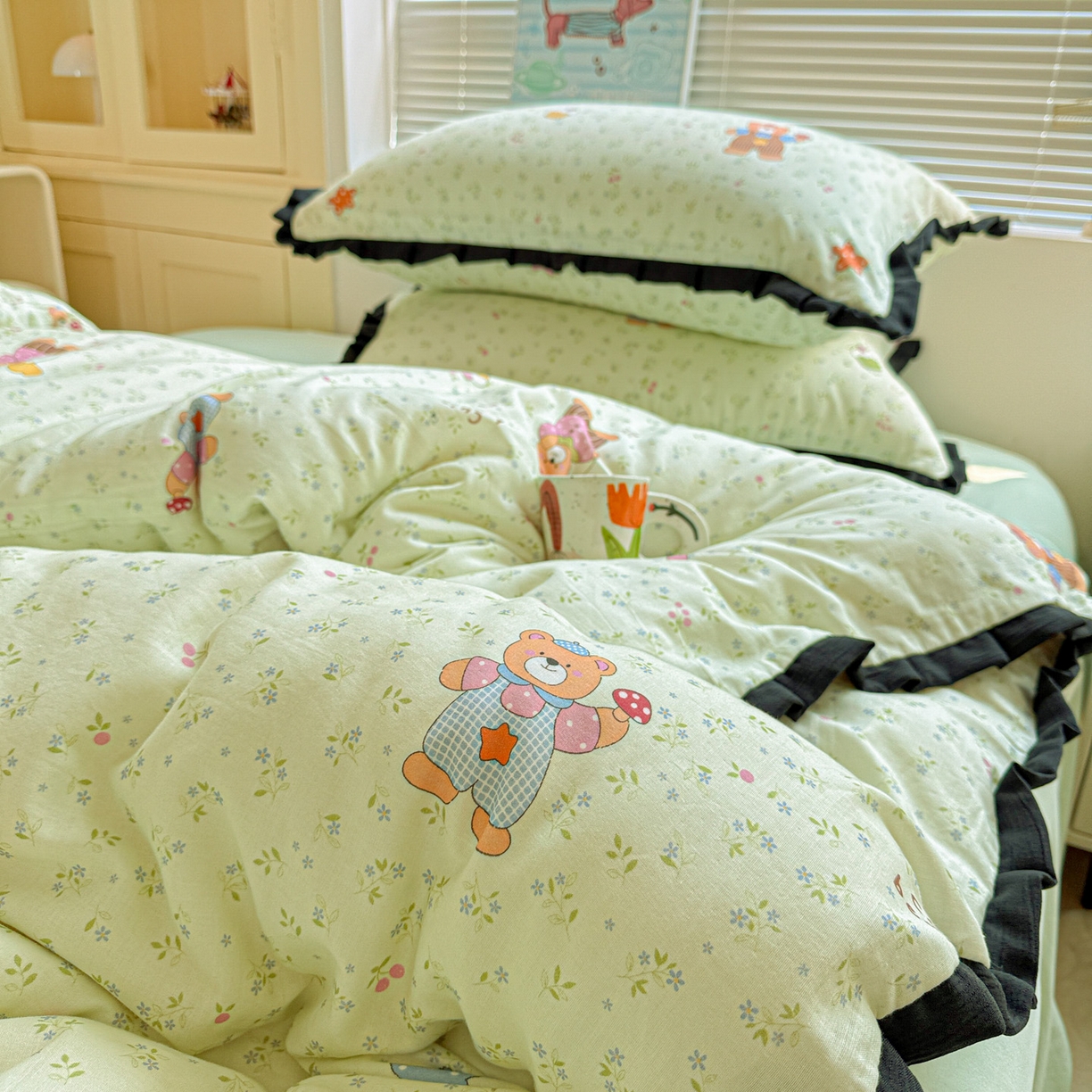 91家纺网 家纺一手货源 找家纺 （总）喜颜 2025新款超柔水洗双层纱皱皱纱花边四件套