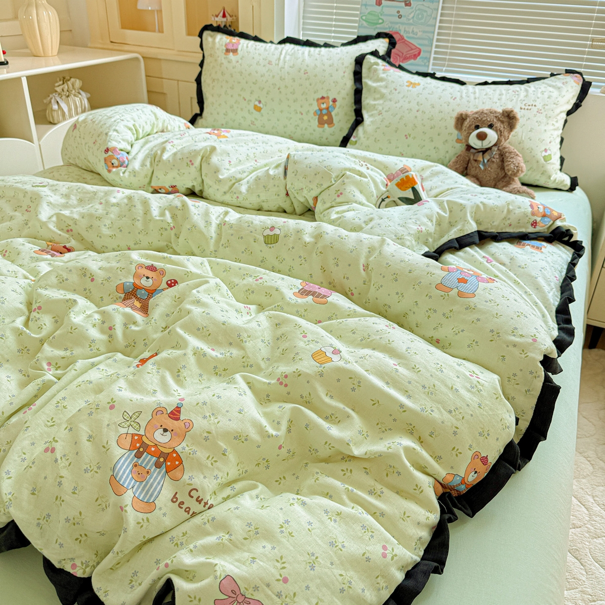 91家纺网 家纺一手货源 找家纺 （总）喜颜 2025新款超柔水洗双层纱皱皱纱花边四件套