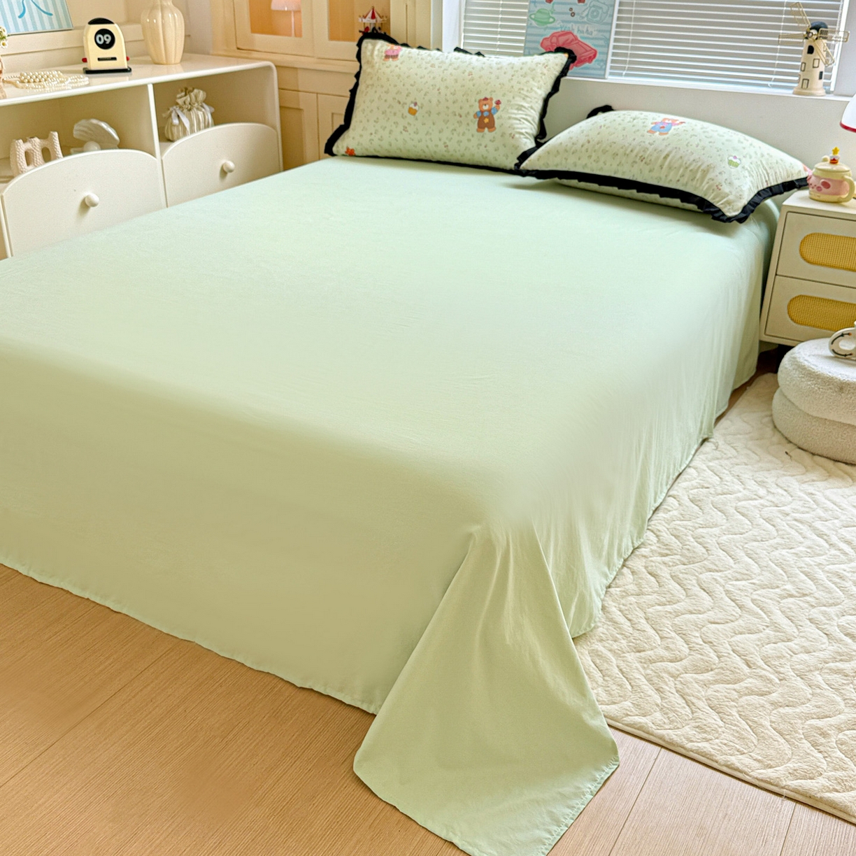 91家纺网 家纺一手货源 找家纺 喜颜 2025新款超柔水洗双层纱皱皱纱花边四件套 贝尔小熊