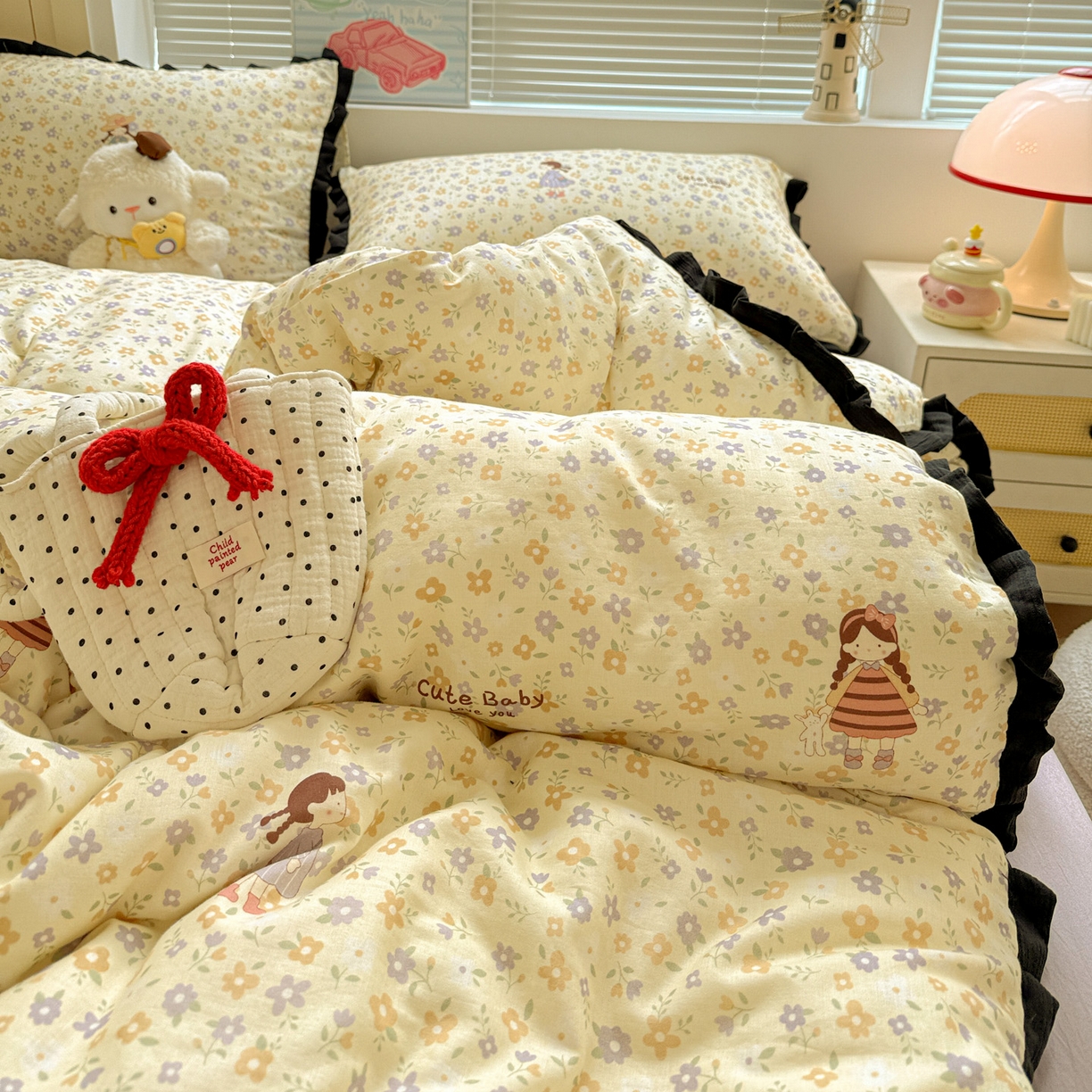 91家纺网 家纺一手货源 找家纺 喜颜 2025新款超柔水洗双层纱皱皱纱花边四件套 春日女孩