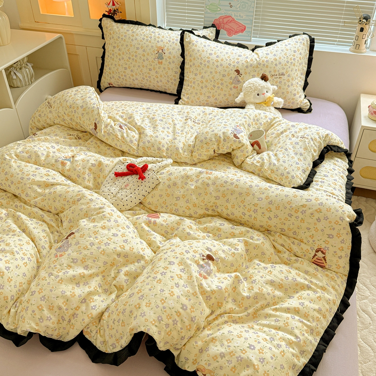 91家纺网 家纺一手货源 找家纺 喜颜 2025新款超柔水洗双层纱皱皱纱花边四件套 春日女孩