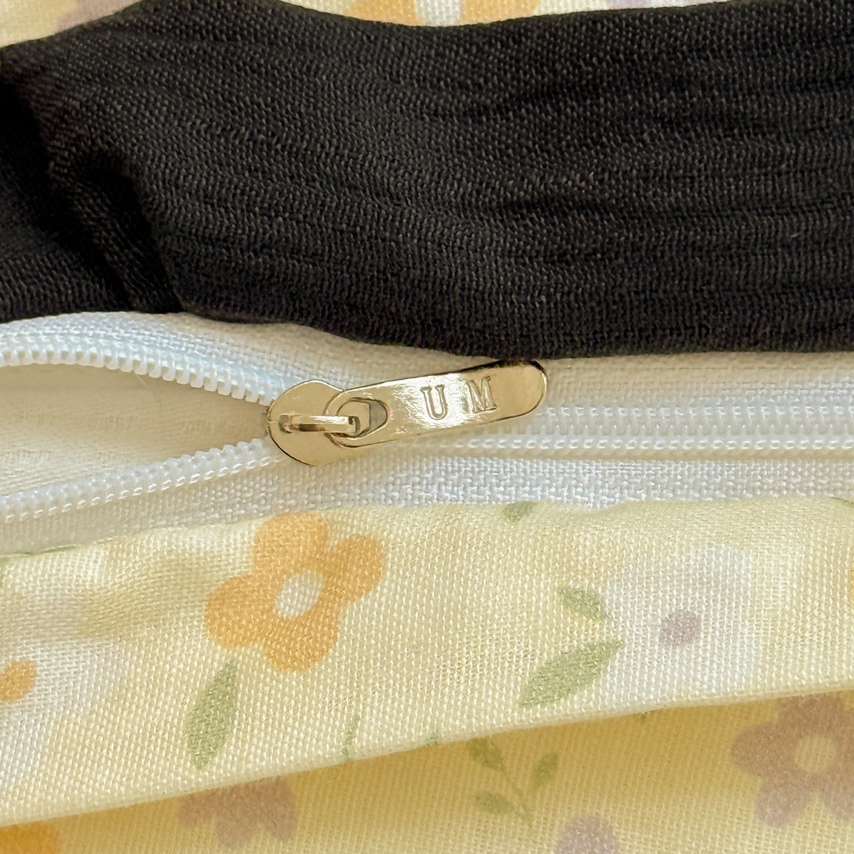 91家纺网 家纺一手货源 找家纺 喜颜 2025新款超柔水洗双层纱皱皱纱花边四件套 春日女孩