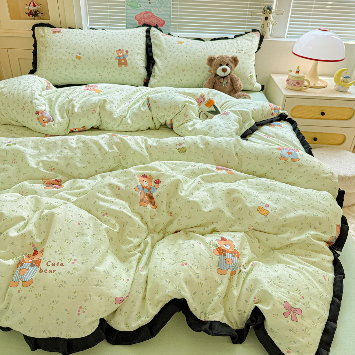 91家纺网 家纺一手货源 找家纺 （总）喜颜 2025新款超柔水洗双层纱皱皱纱花边四件套