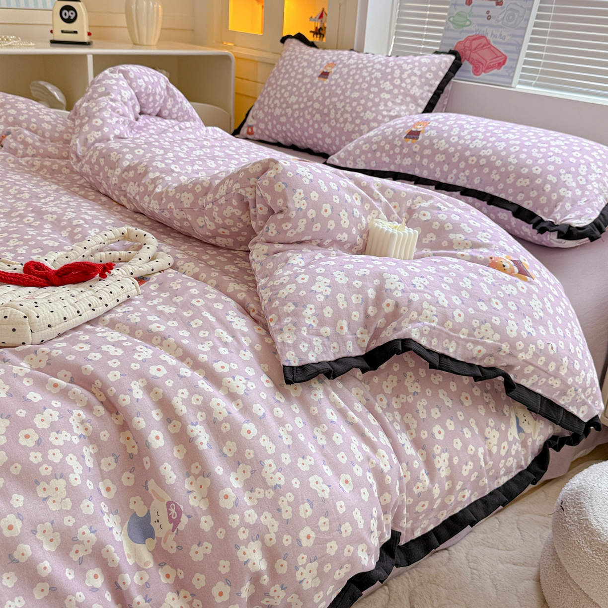 91家纺网 家纺一手货源 找家纺 喜颜 2025新款超柔水洗双层纱皱皱纱花边四件套 兔软软-紫