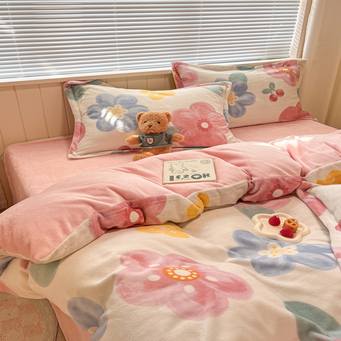 91家纺网 家纺一手货源 找家纺 慕尚家纺 2025新款高克重田园花卉类加厚牛奶绒3.5kg四件套 菲娜