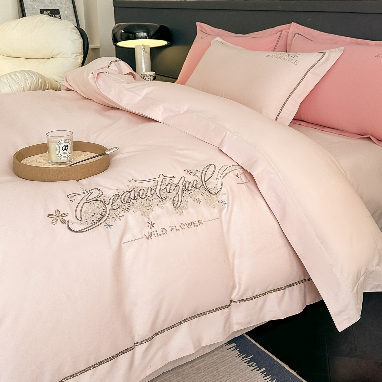 91家纺网 家纺一手货源 找家纺 曲之慕 2025新款高端全棉纯棉长绒棉磨毛刺绣四件套【高端礼盒】 玫瑰杏