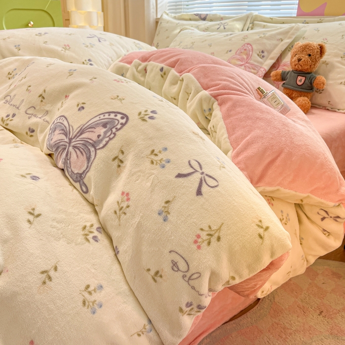 91家纺网 家纺一手货源 找家纺 慕尚家纺 2025新款高克重田园花卉类加厚牛奶绒3.5kg四件套 蝴蝶花