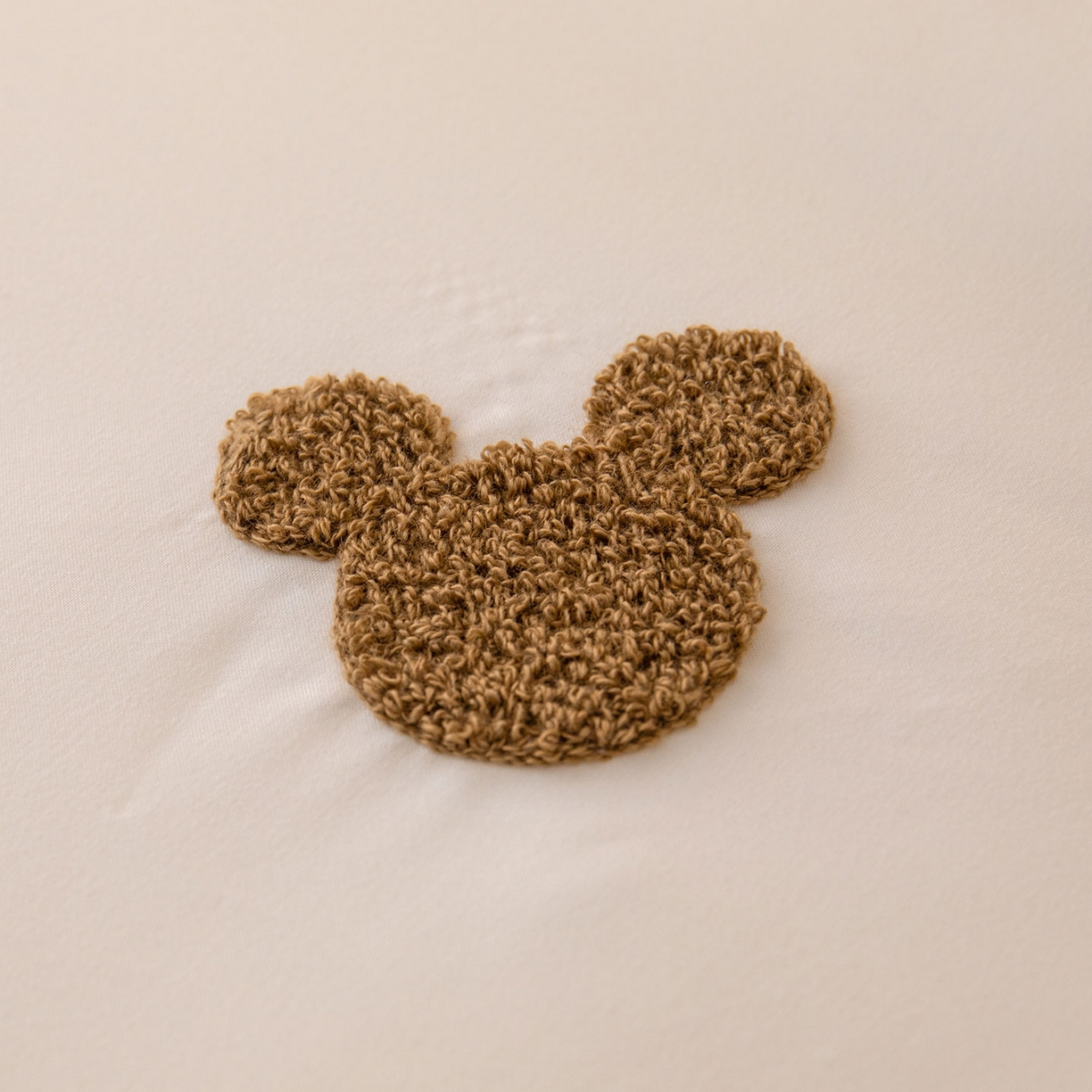 91家纺网 家纺一手货源 找家纺 一加一 2025新款中科院抗菌毛巾刺绣大豆被被子被芯-米奇 米奇-白＋咖