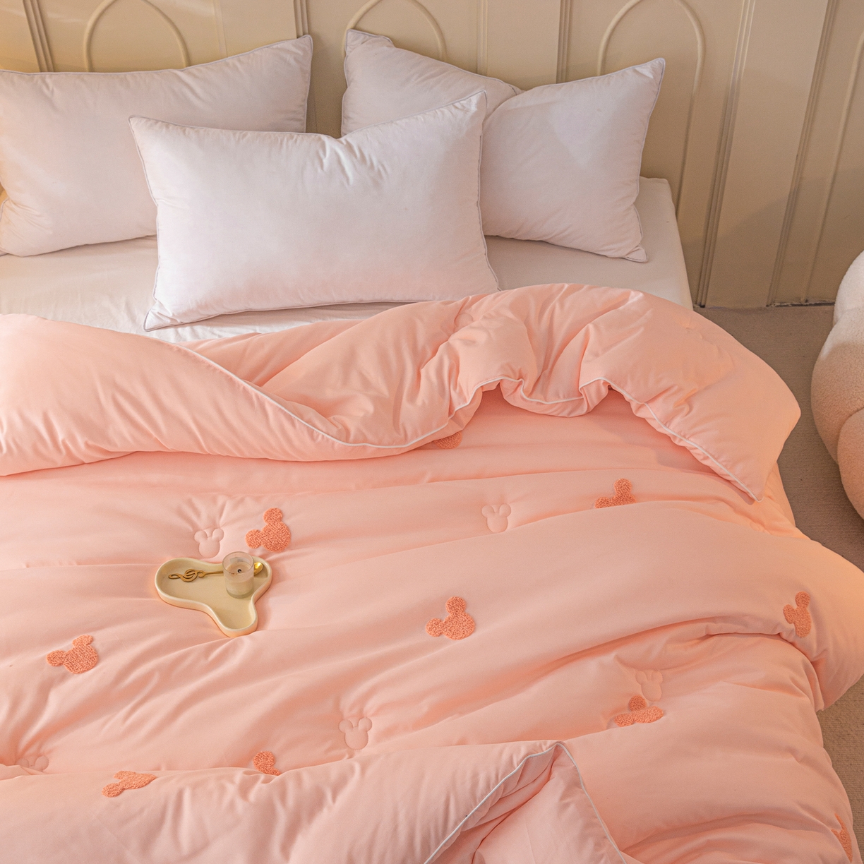 91家纺网 家纺一手货源 找家纺 一加一 2025新款中科院抗菌毛巾刺绣大豆被被子被芯-米奇 米奇-粉