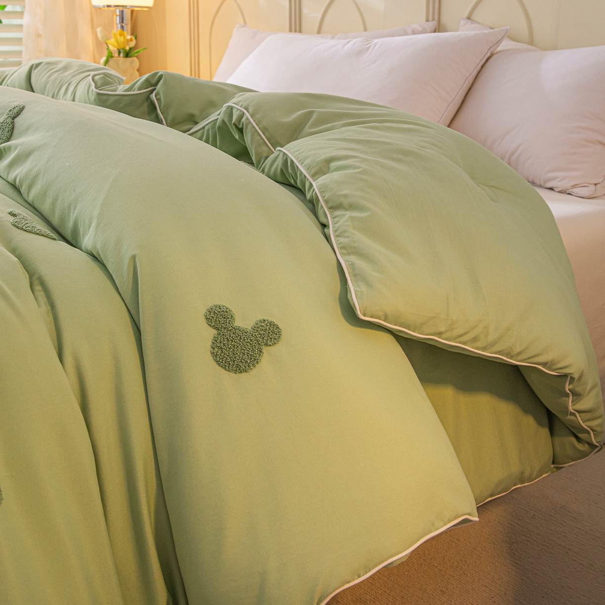 91家纺网 家纺一手货源 找家纺 一加一 2025新款中科院抗菌毛巾刺绣大豆被被子被芯-米奇 米奇-绿