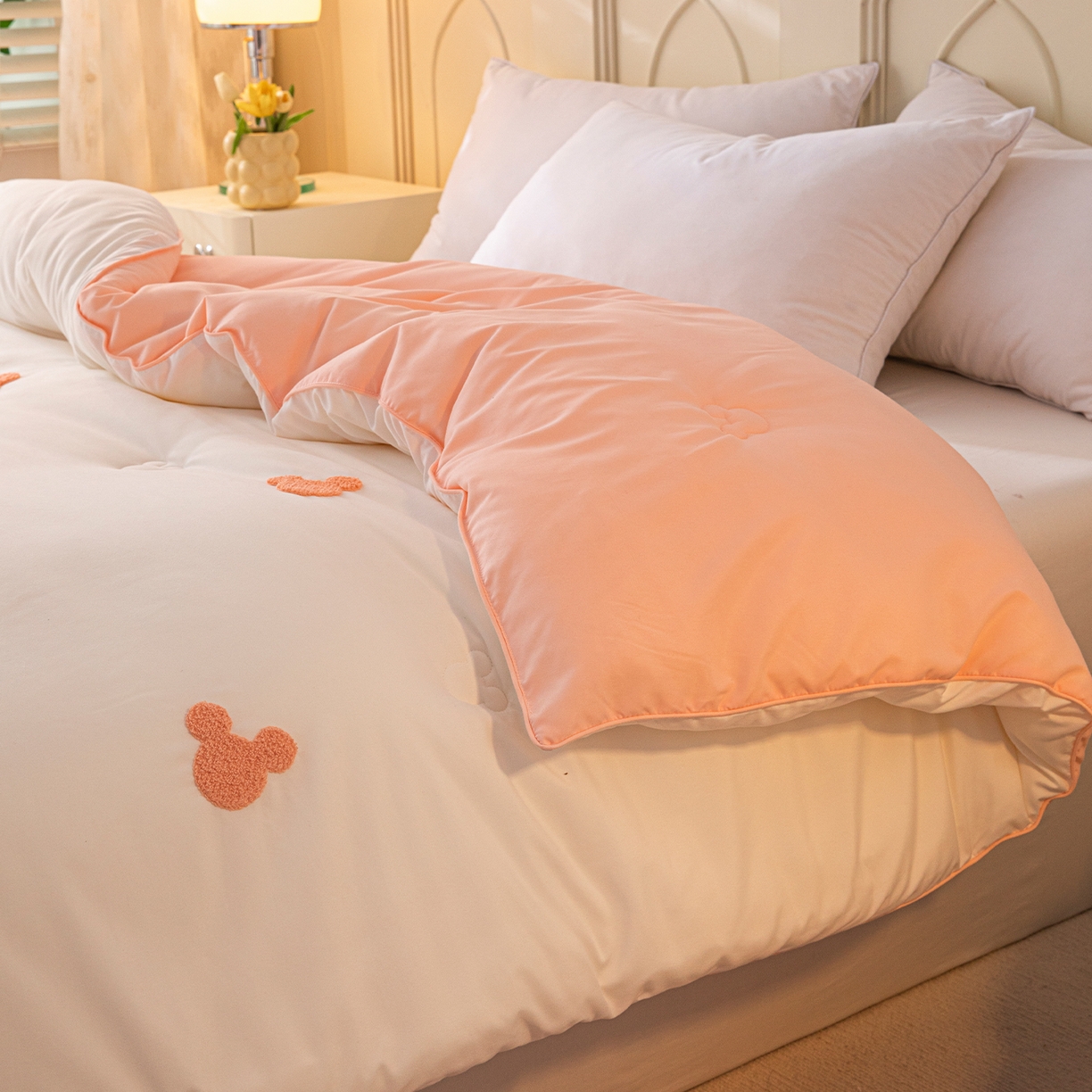 91家纺网 家纺一手货源 找家纺 一加一 2025新款中科院抗菌毛巾刺绣大豆被被子被芯-米奇 米奇-白＋粉