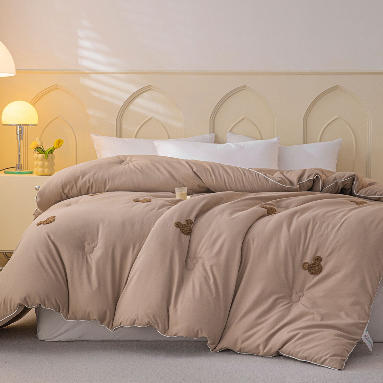 91家纺网 家纺一手货源 找家纺 一加一 2025新款中科院抗菌毛巾刺绣大豆被被子被芯-米奇 米奇-咖