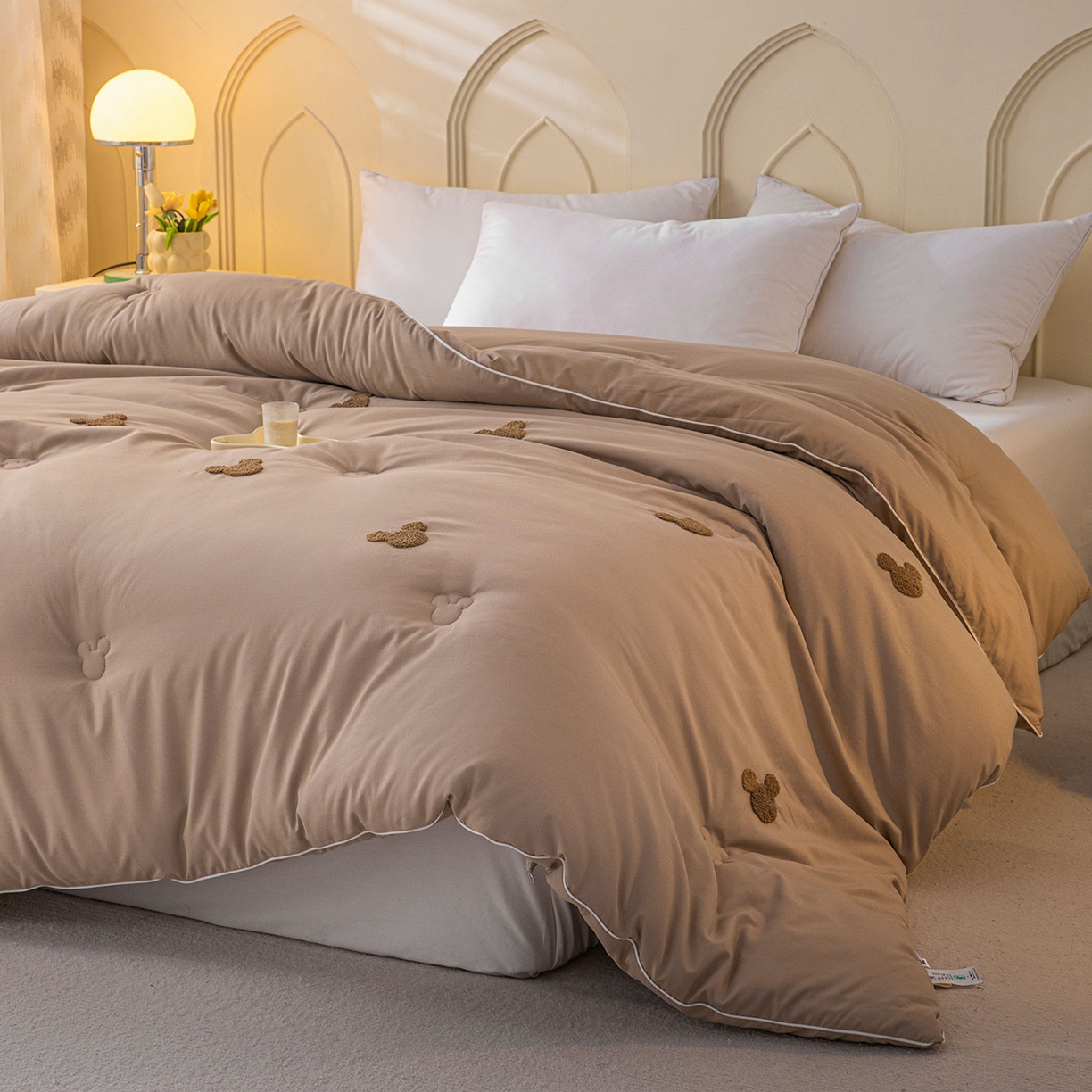 91家纺网 家纺一手货源 找家纺 一加一 2025新款中科院抗菌毛巾刺绣大豆被被子被芯-米奇 米奇-咖