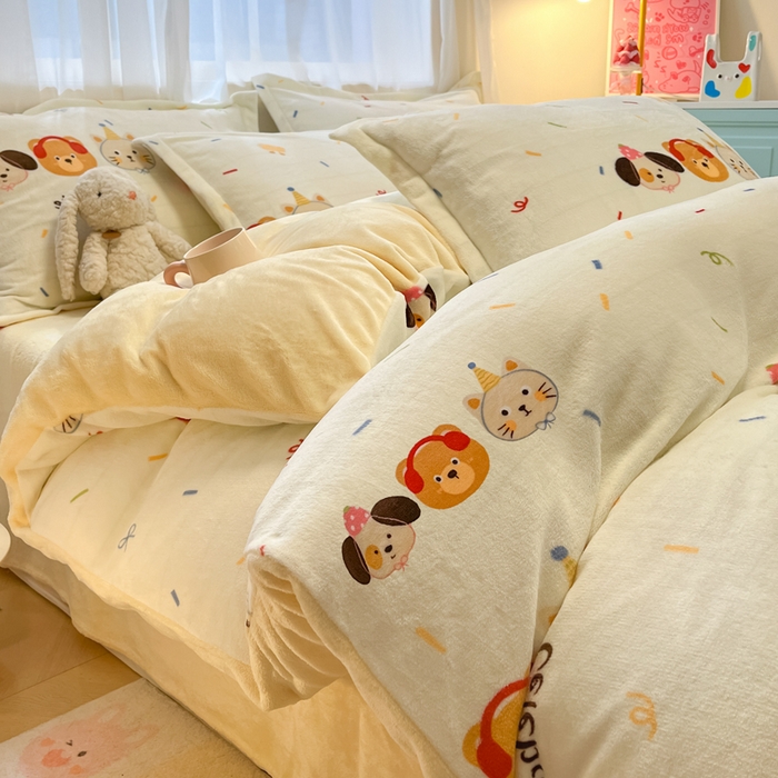 91家纺网 家纺一手货源 找家纺 慕尚家纺 2025新款高克重田园花卉类加厚牛奶绒3.5kg四件套 快乐乐园