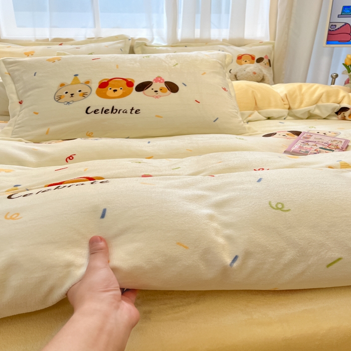 91家纺网 家纺一手货源 找家纺 慕尚家纺 2025新款高克重田园花卉类加厚牛奶绒3.5kg四件套 快乐乐园