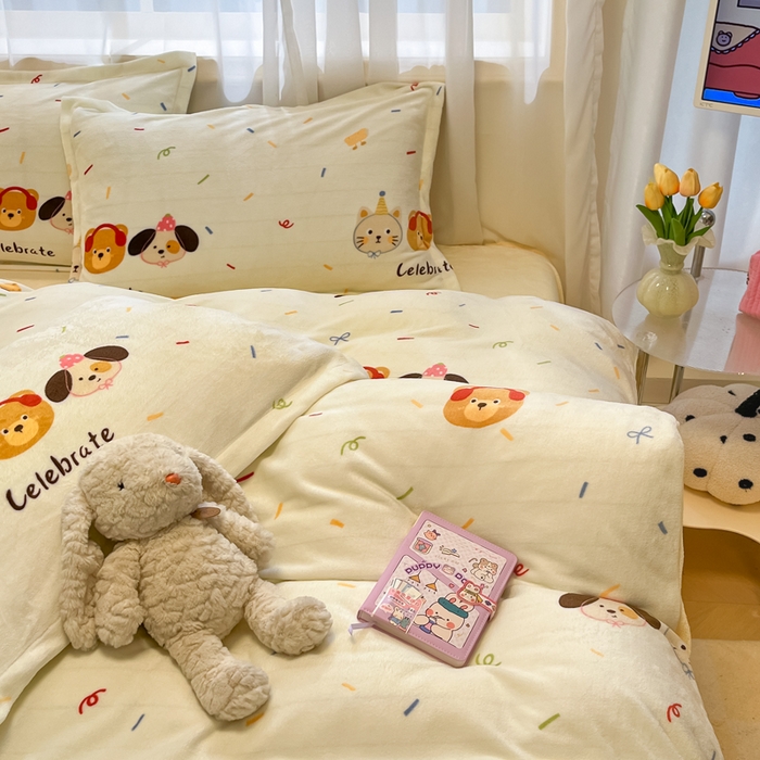 91家纺网 家纺一手货源 找家纺 慕尚家纺 2025新款高克重田园花卉类加厚牛奶绒3.5kg四件套 快乐乐园