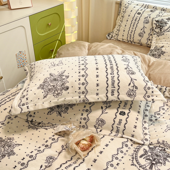 91家纺网 家纺一手货源 找家纺 慕尚家纺 2025新款高克重田园花卉类加厚牛奶绒3.5kg四件套 摩登花园