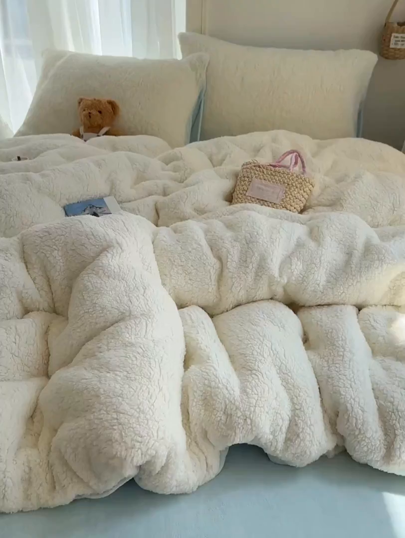 91家纺网 家纺一手货源 找家纺 顾里家纺 2025新款ins韩系糯糯羊羔绒四套件 羊羔白蓝