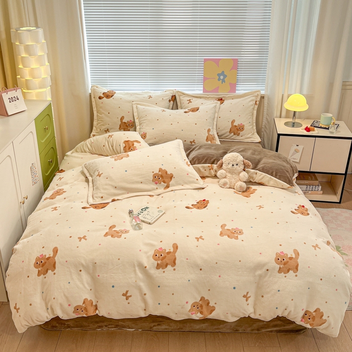 91家纺网 家纺一手货源 找家纺 慕尚家纺 2025新款高克重田园花卉类加厚牛奶绒3.5kg四件套 奇妙猫