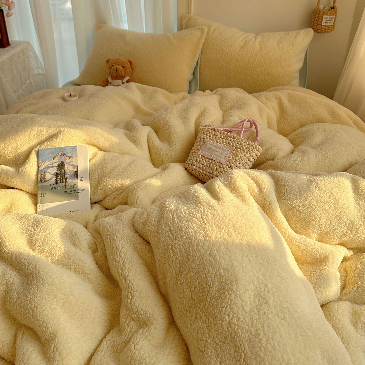 91家纺网 家纺一手货源 找家纺 顾里家纺 2025新款ins韩系糯糯羊羔绒四套件 羊羔黄蓝