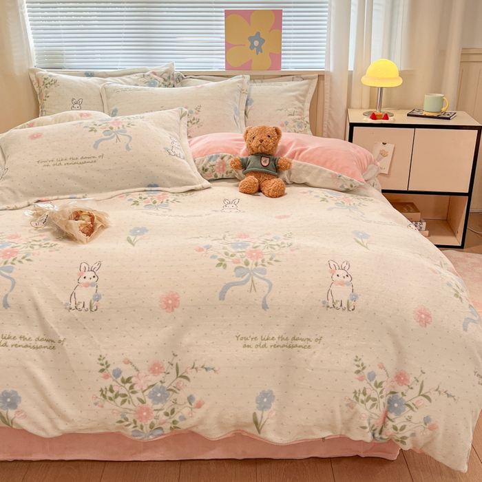 91家纺网 家纺一手货源 找家纺 慕尚家纺 2025新款高克重田园花卉类加厚牛奶绒3.5kg四件套 鲜花小兔