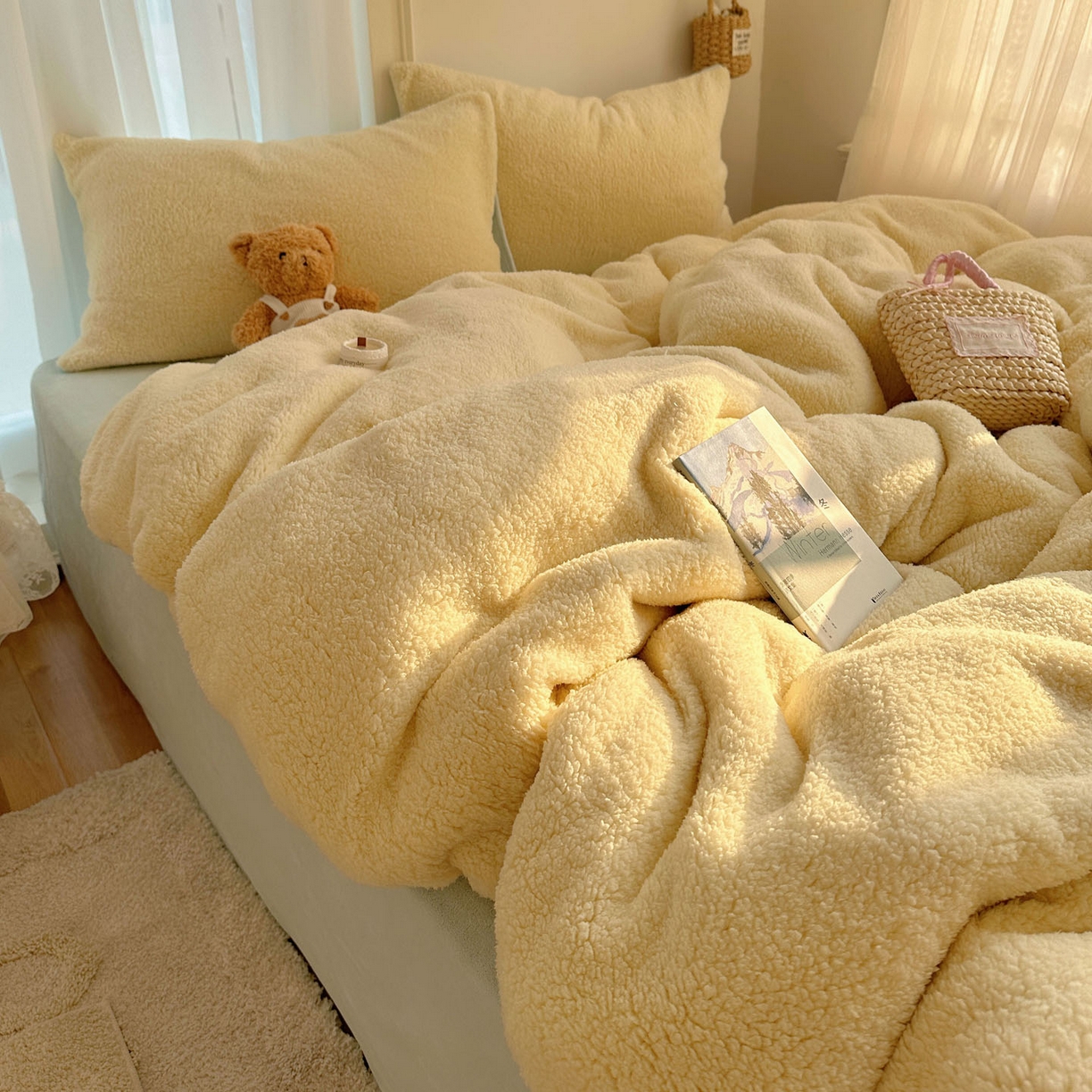 91家纺网 家纺一手货源 找家纺 顾里家纺 2025新款ins韩系糯糯羊羔绒四套件 羊羔黄蓝