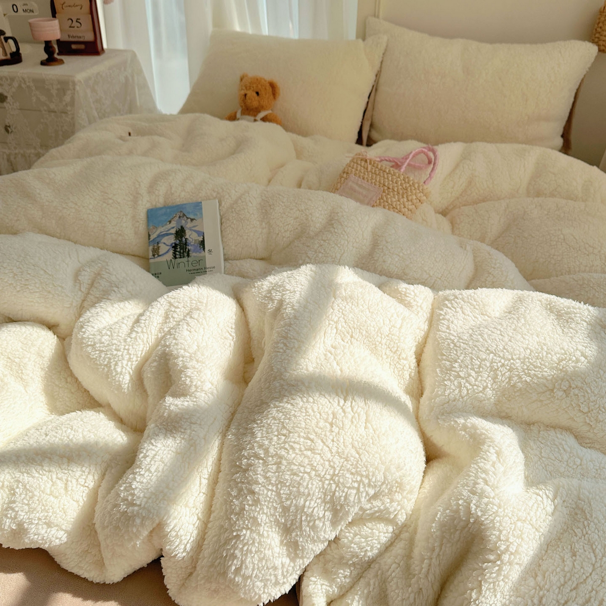 91家纺网 家纺一手货源 找家纺 顾里家纺 2025新款ins韩系糯糯羊羔绒四套件 羊羔咖