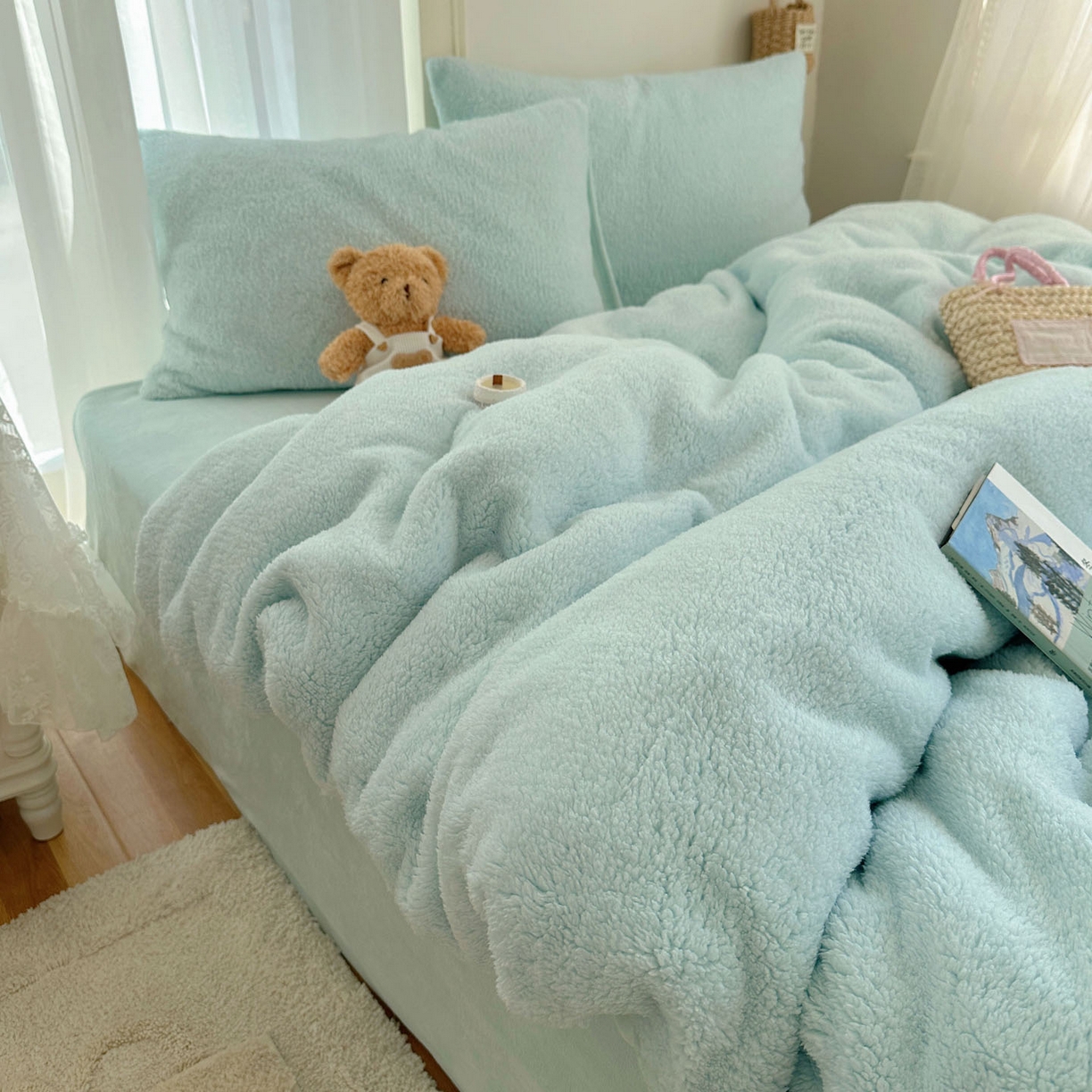 91家纺网 家纺一手货源 找家纺 顾里家纺 2025新款ins韩系糯糯羊羔绒四套件 羊羔蓝