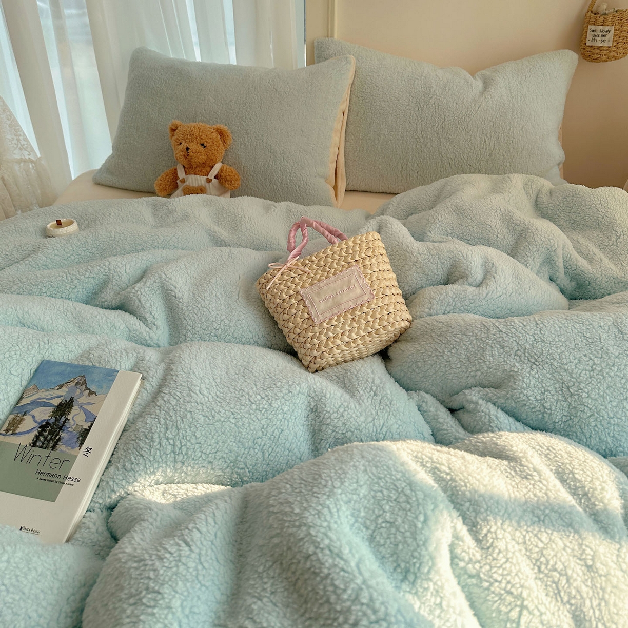 91家纺网 家纺一手货源 找家纺 顾里家纺 2025新款ins韩系糯糯羊羔绒四套件 羊羔蓝黄