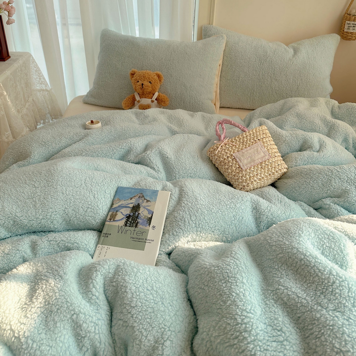 91家纺网 家纺一手货源 找家纺 顾里家纺 2025新款ins韩系糯糯羊羔绒四套件 羊羔蓝黄