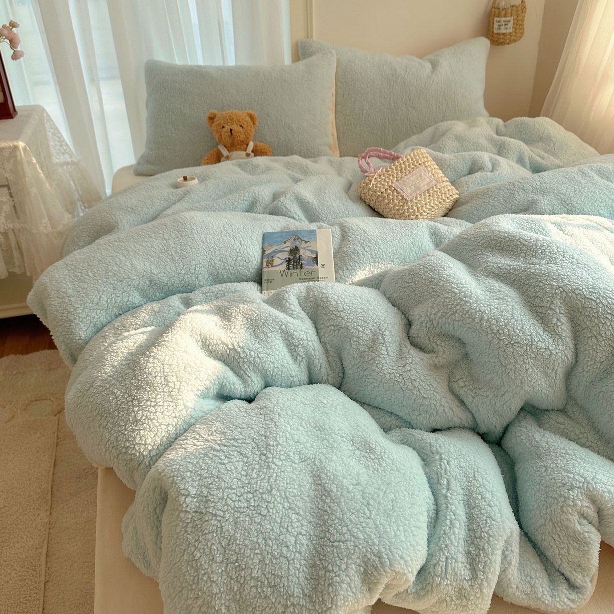 91家纺网 家纺一手货源 找家纺 顾里家纺 2025新款ins韩系糯糯羊羔绒四套件 羊羔蓝黄